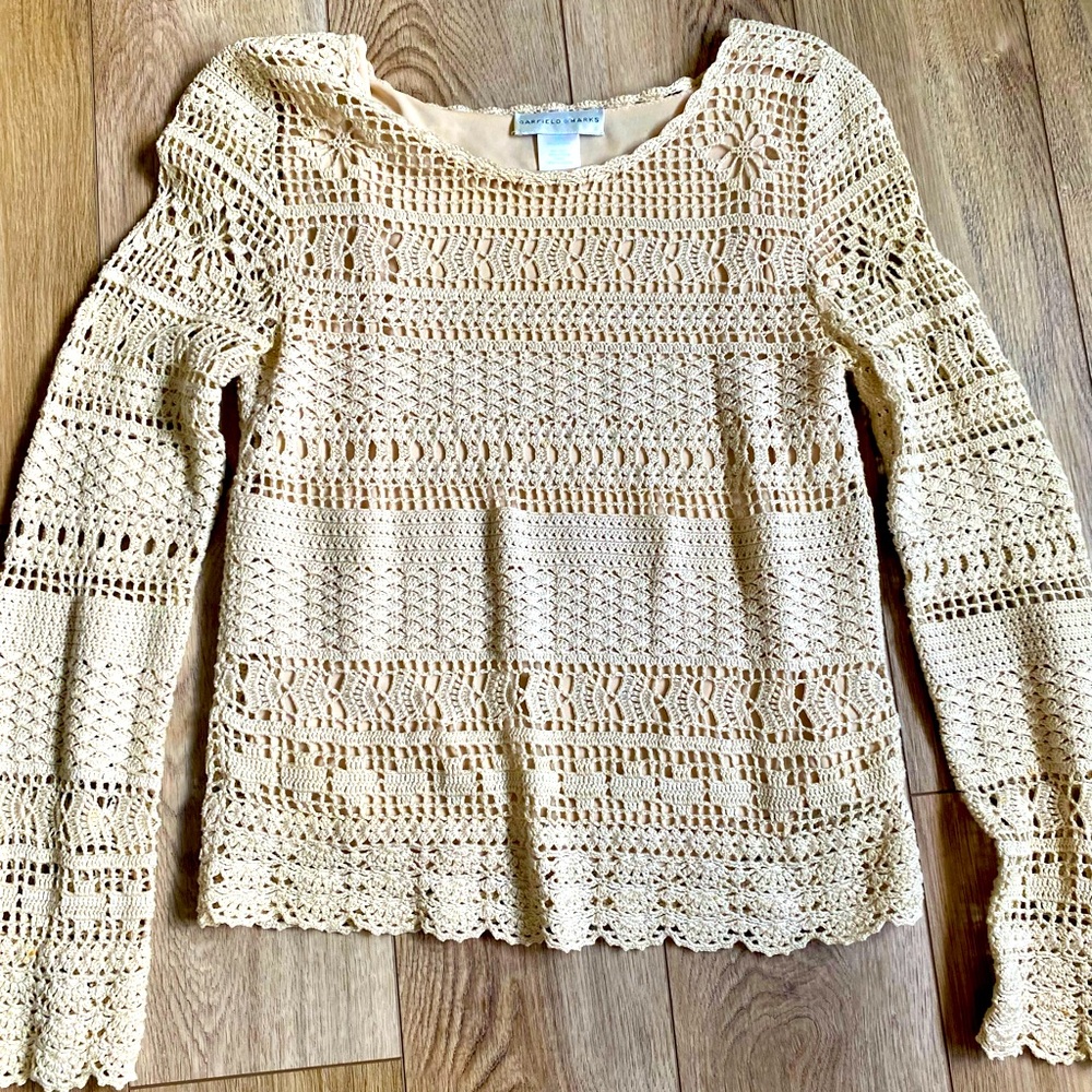 Garfield and Marks lace/like pull over